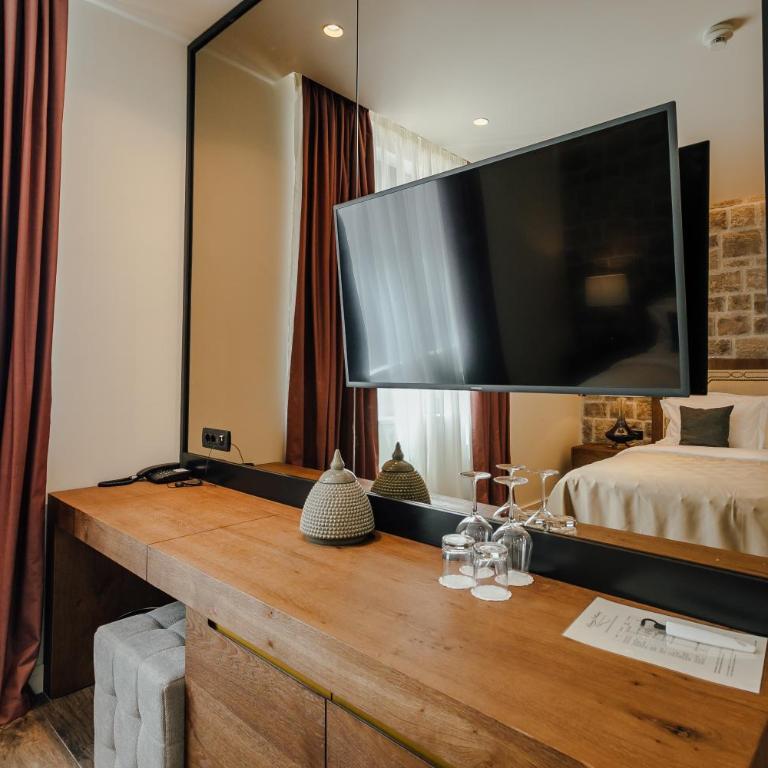Boutique Hotel Casa del Mare - Vizura - Deluxe Suite with Sea View - 10