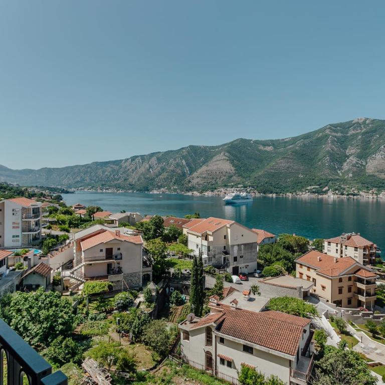Boutique Hotel Casa del Mare - Vizura - Deluxe Double Room with Balcony and Sea View - 22