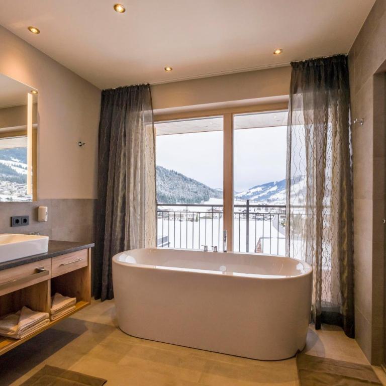 Hotel Zentral ****superior - Junior Suite „Maierl“ - 7