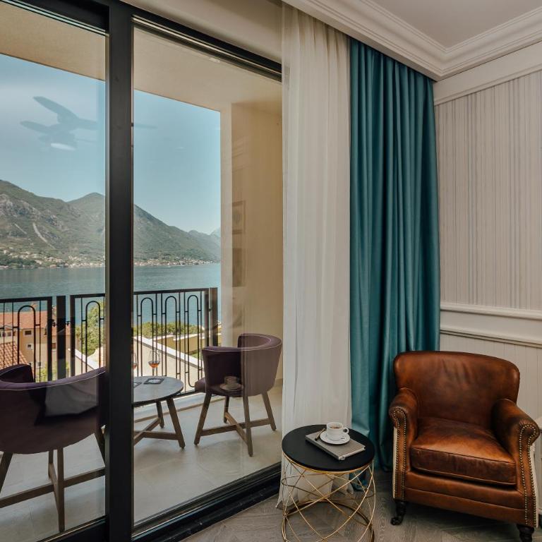 Boutique Hotel Casa del Mare - Vizura - Deluxe Double Room with Balcony and Sea View - 11