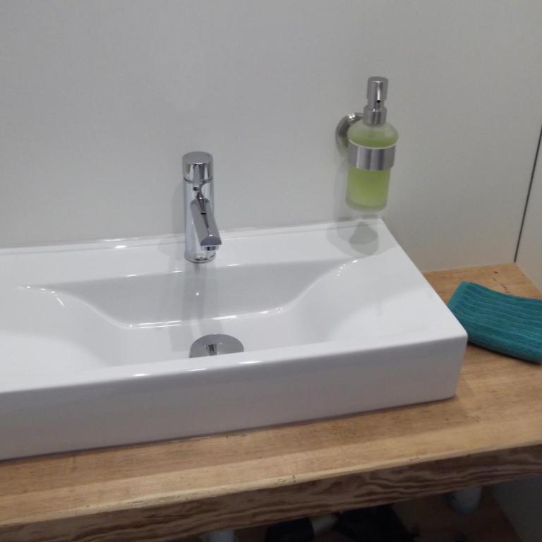 Haus Idili - Appartamento con 2 Camere da Letto e Balcone - 12