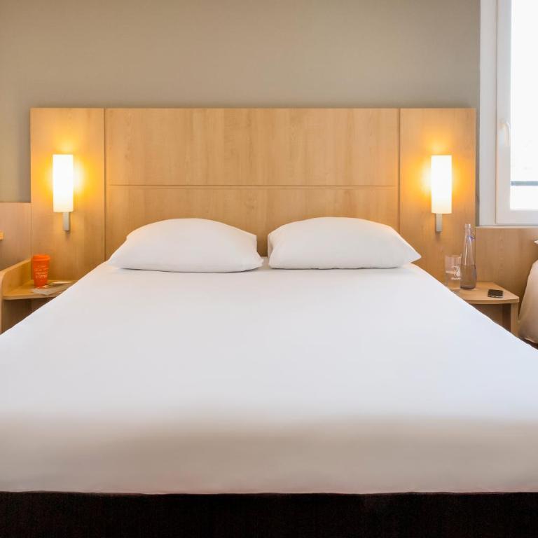 ibis Lausanne Crissier - Standard Zimmer (1 Doppelbett & 1 Einzelbett) - 6