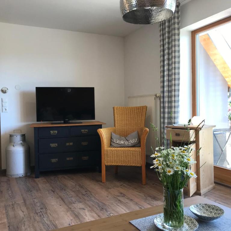 Bei uns im Allgäu - Ferienwohnungen für Erholung und Aktivität - Apartment mit Balkon - 16