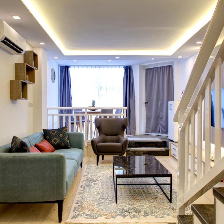Emerald Apartment - One-Bedroom Apartment - 14