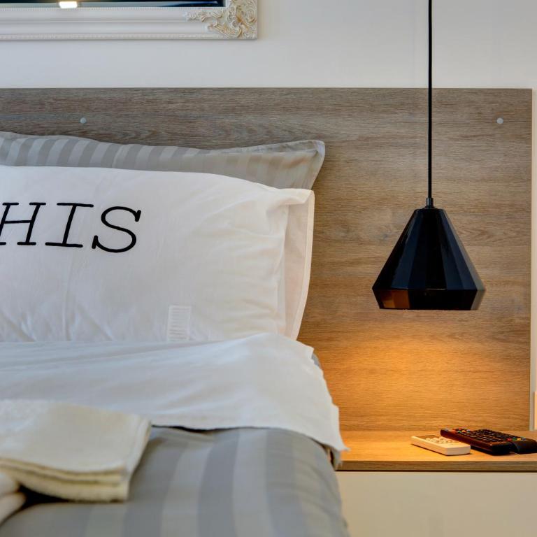 Emerald Apartment - One-Bedroom Apartment - 35