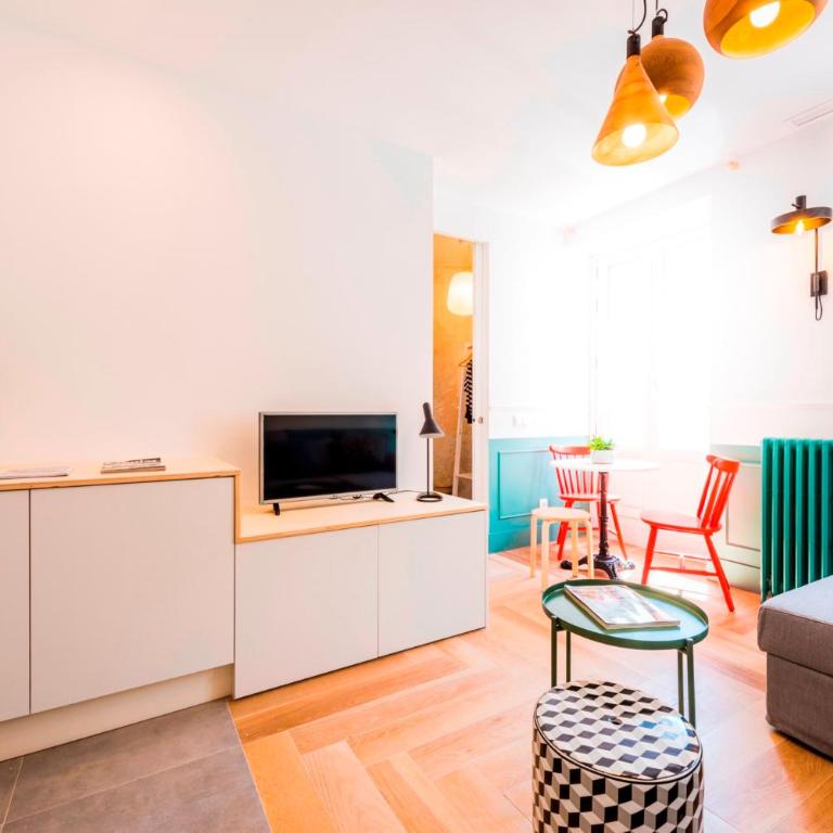 Be Mate Gran Vía Suites - Superior Apartment - 6