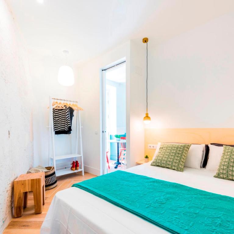 Be Mate Gran Vía Suites - Superior Apartment - 14