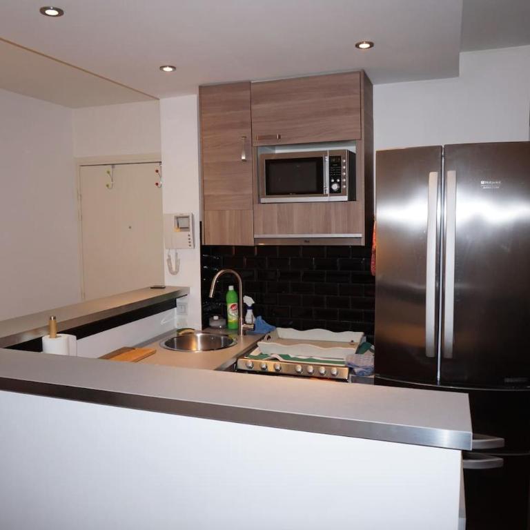 F1 de 36m2 avec terrasse et parking privatif. - Appartement 1 Chambre - 4