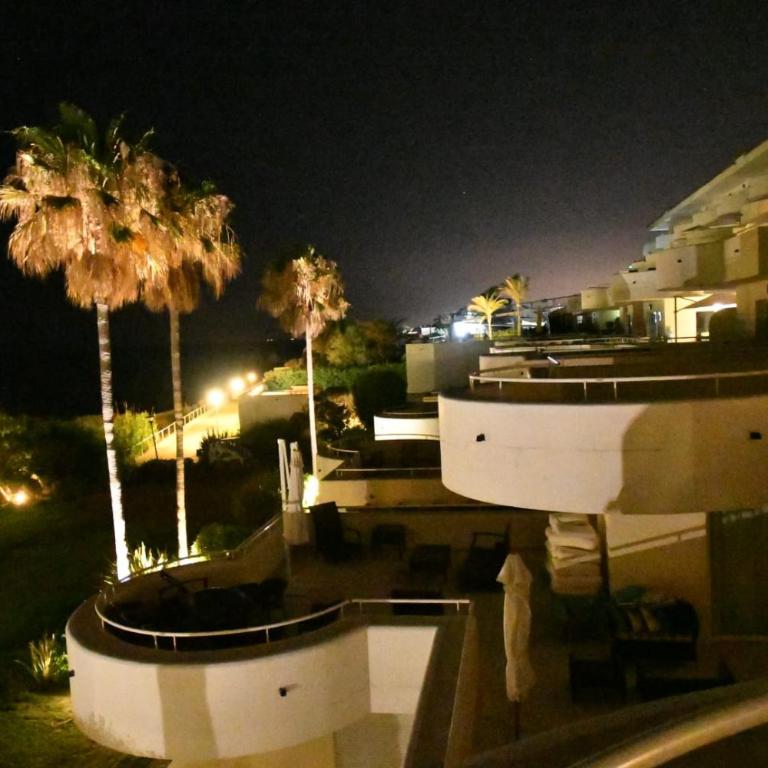 Sinfonia Del Mar Apartment also LONG TERM RENTALS - Apartamento con vistas al mar - 9