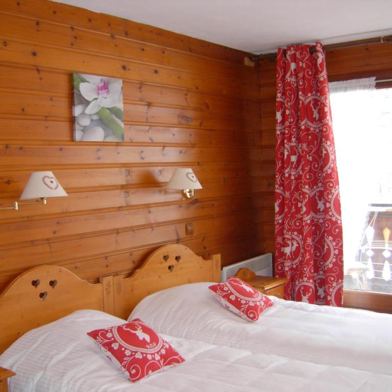 Au Bois de Lune - Chambre Quadruple avec Balcon - 8