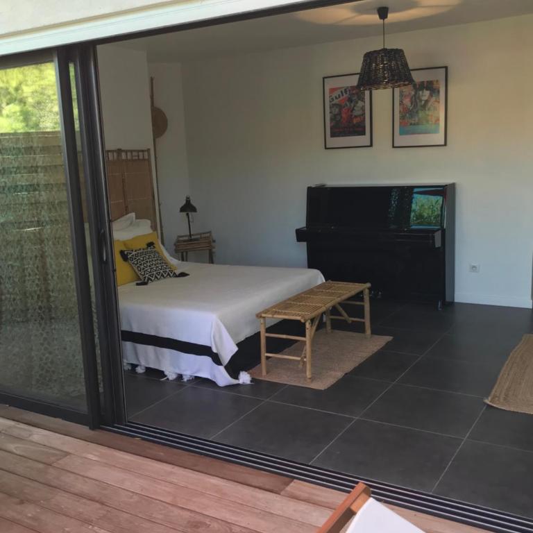Villa le sud appartements - Appartement - Vue sur Piscine - 3