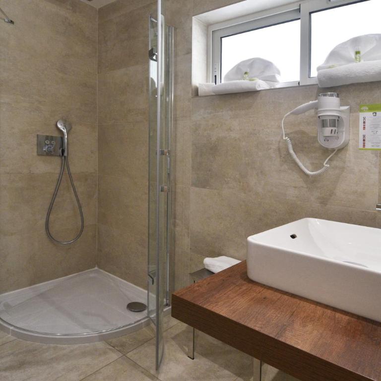 Calvi Hôtel - Chambre Triple Confort - 1