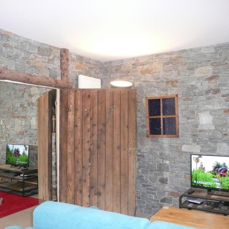La Porte du Paradis - One-Bedroom Apartment - 7