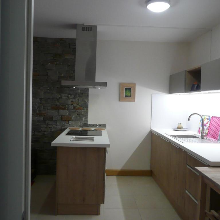 La Porte du Paradis - One-Bedroom Apartment - 19