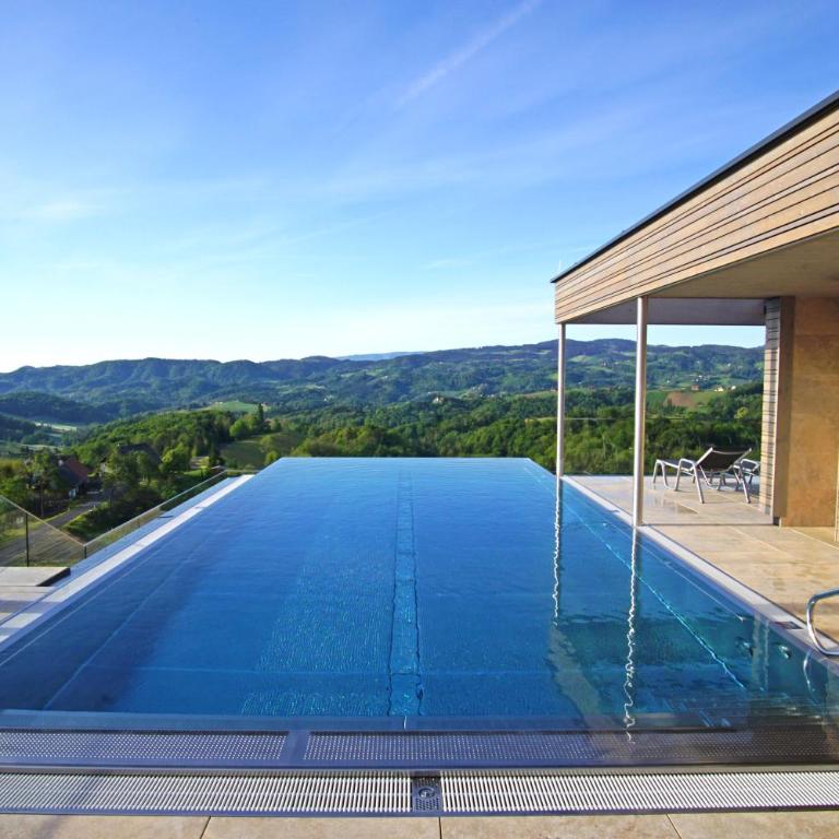 Mahorko Wein Wellness Wasserbüffel - Panorama Doppelzimmer mit Bergblick - 2