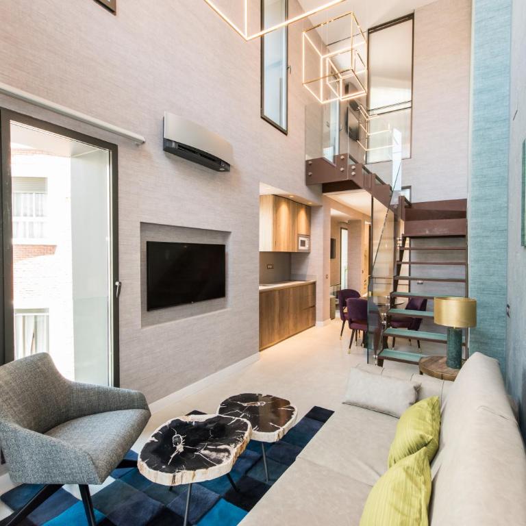The Garden Suites - Duplex Apartment - 13