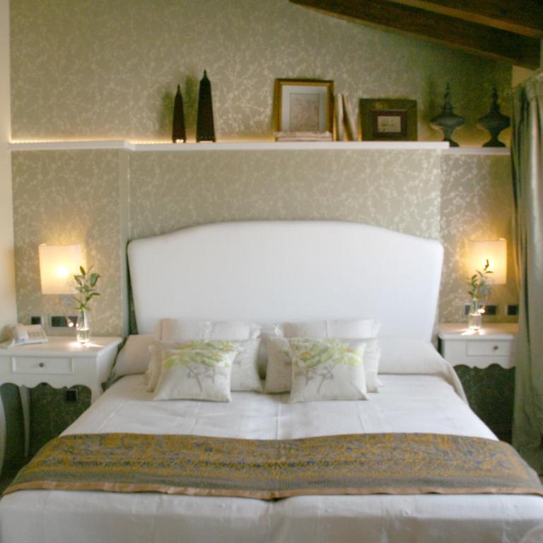 Hotel Castillo de Alquézar - Habitación Superior con terraza y vistas al castillo - 1 o 2 camas - 2
