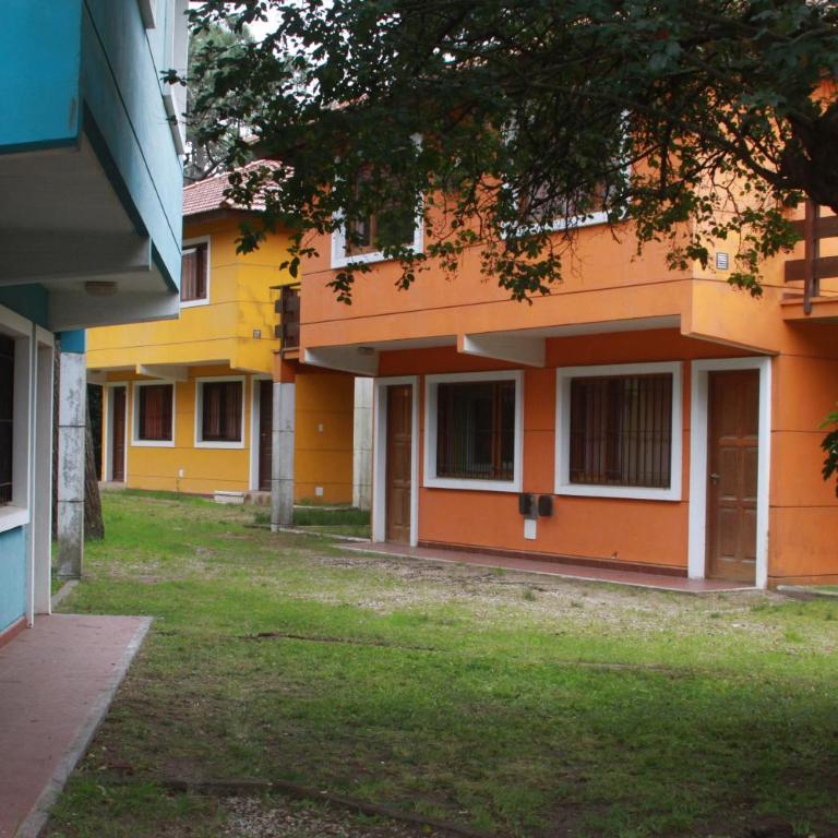 Acuarela - Three-Bedroom House - 6