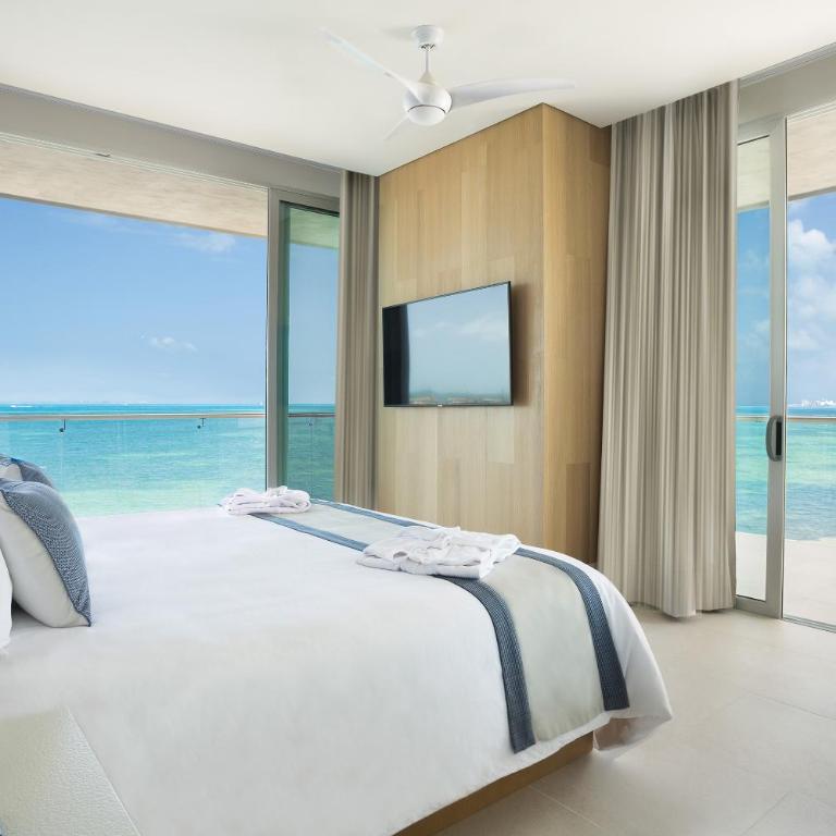 Dreams Vista Cancun Golf & Spa Resort - All Inclusive - Preferred Club Master Suite Ocean Front - 1