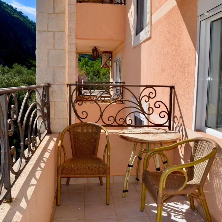 Villa Dolphin Apartments - Standard Apartment - 1