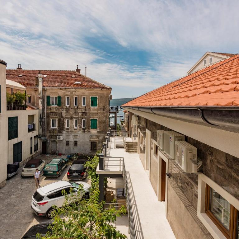 Waikiki Apartments - Superior Apartman - 2