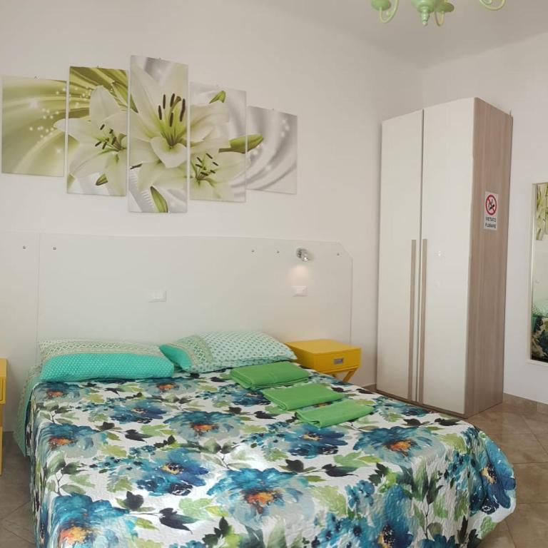 Bed And Breakfast Corticella 24 - Camera Doppia con Letti Singoli con Bagno Privato - 2