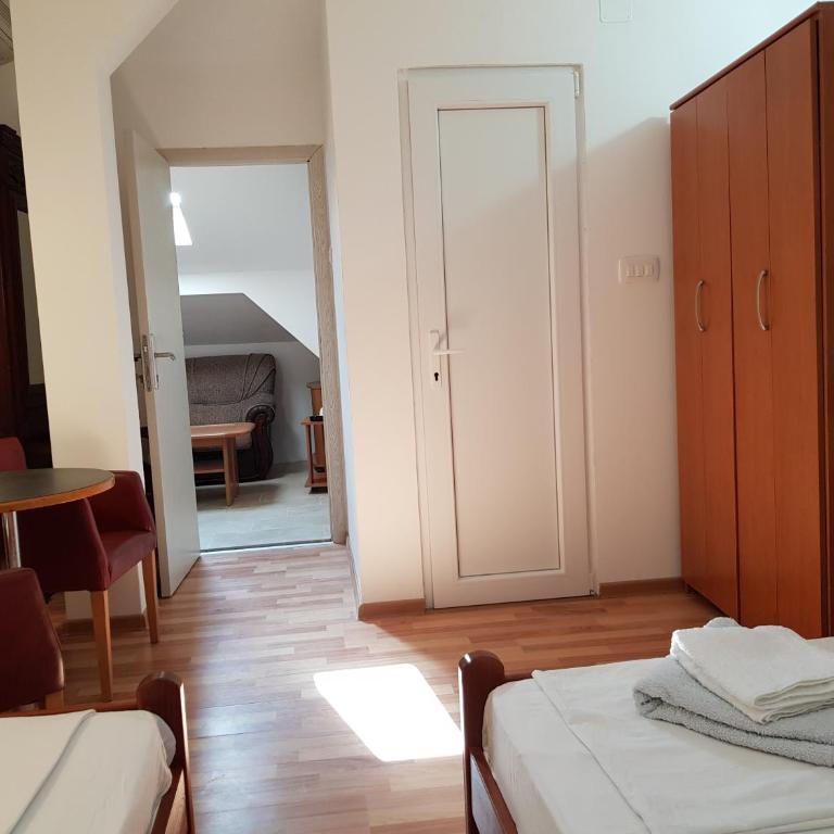 Emi - Apartment - 5