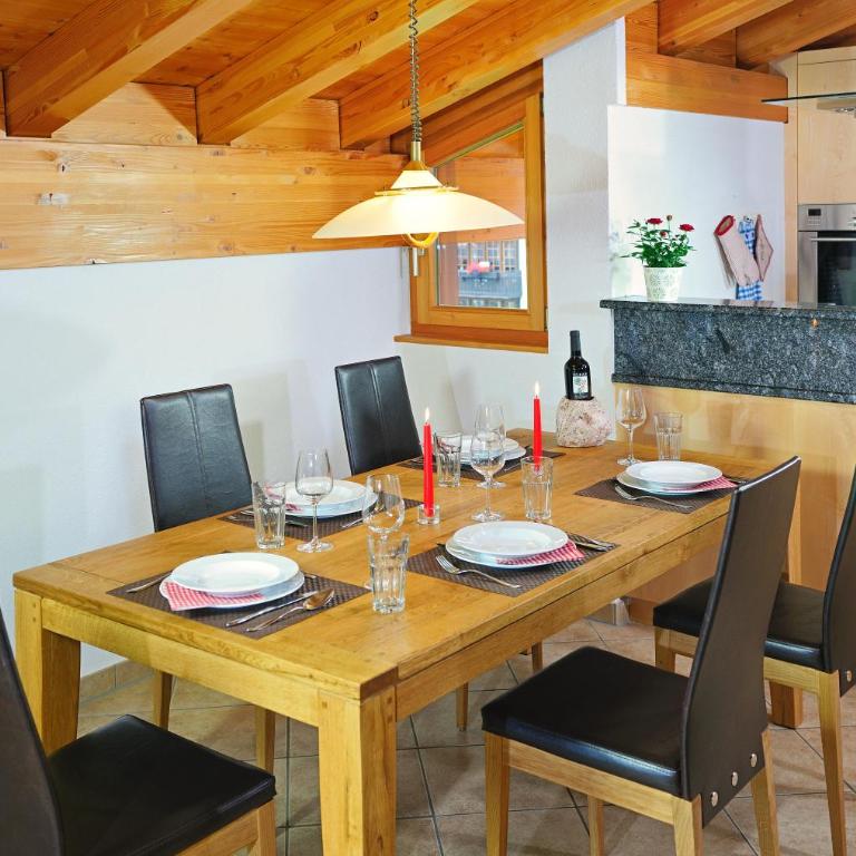 Chalet Z`Wichjehüs - Apartment mit 2 Schlafzimmern und Panoramablick - Dachgeschoss - 4