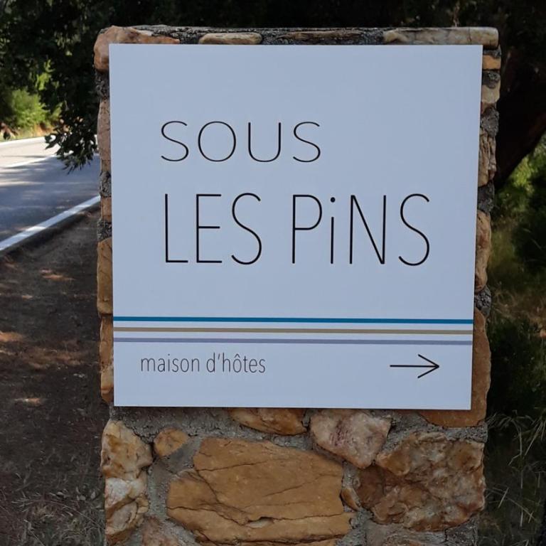 Sous Les Pins gîtes et chambres d'hôtes - Maison 1 Chambre - 16
