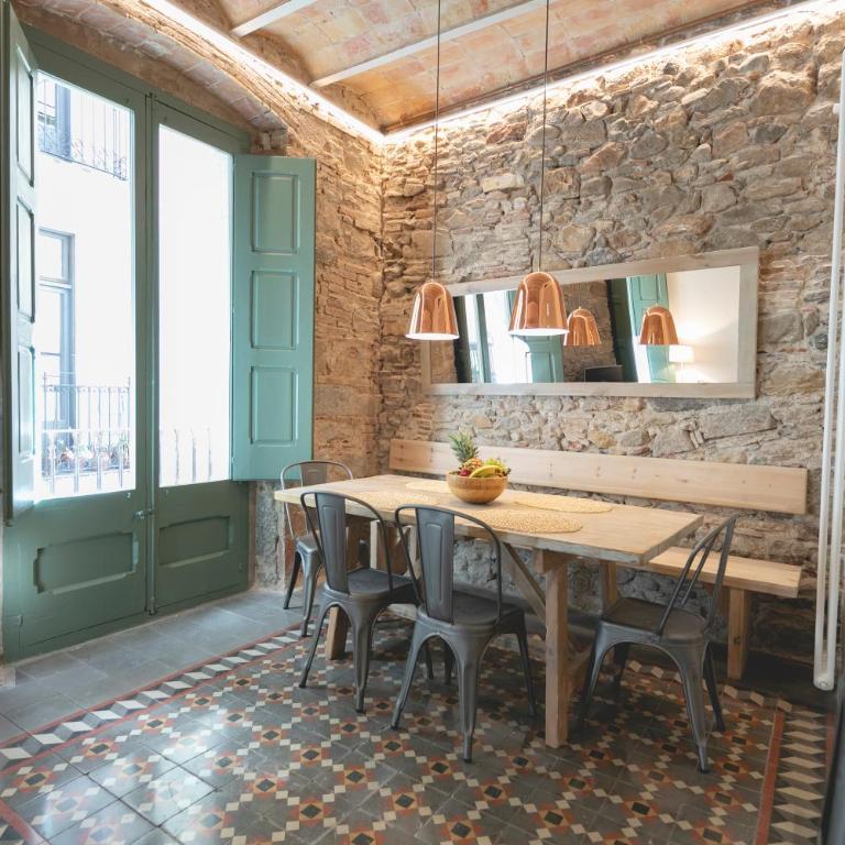 Bravissimo Mercaders, beautiful 3 bedroom apartment - Apartamento de 3 dormitorios - 3