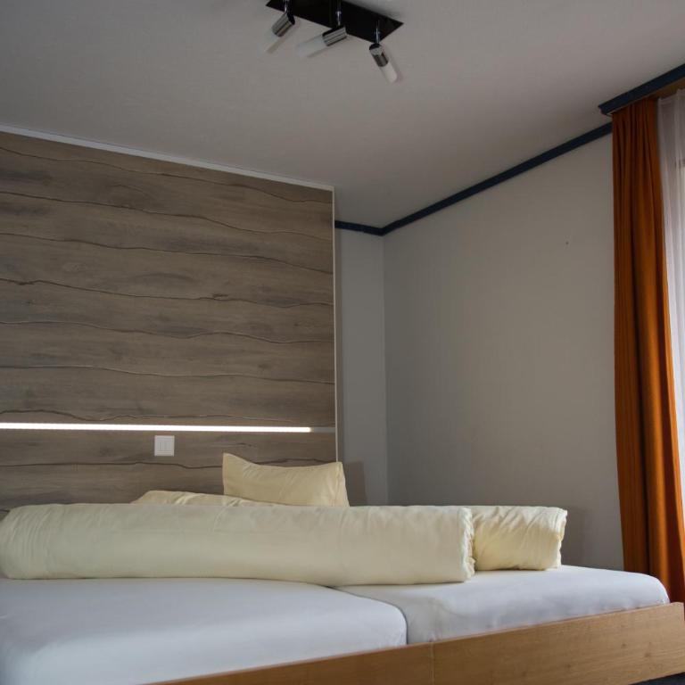 Hotel Eden - Familienzimmer (2 Erwachsene + 2 Kinder) - 6