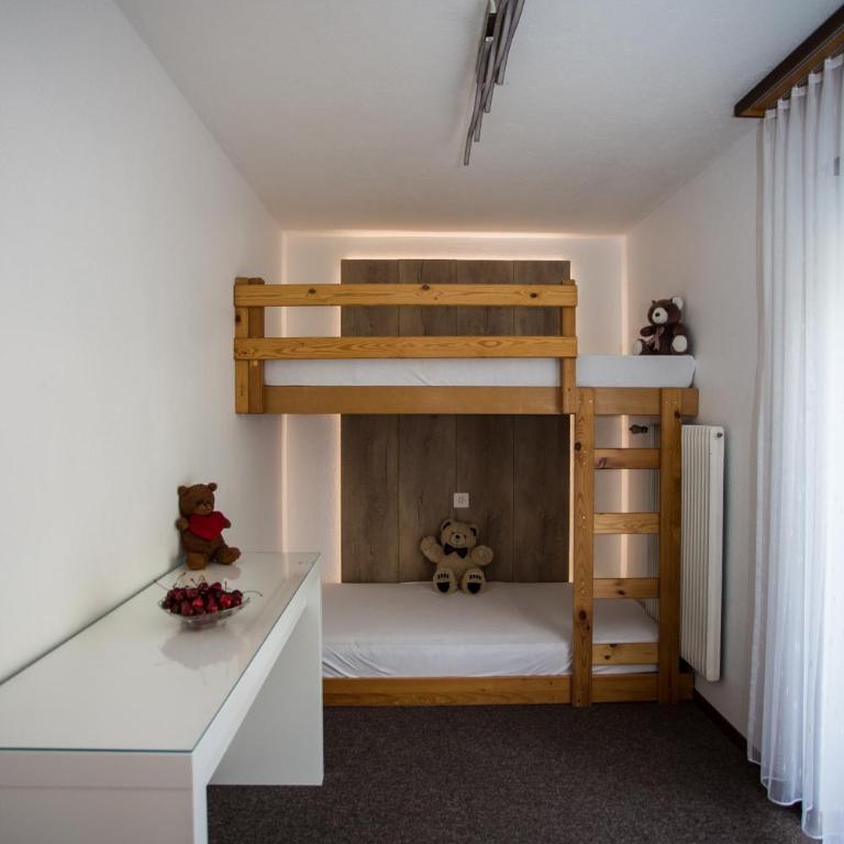 Hotel Eden - Familienzimmer (2 Erwachsene + 2 Kinder) - 5
