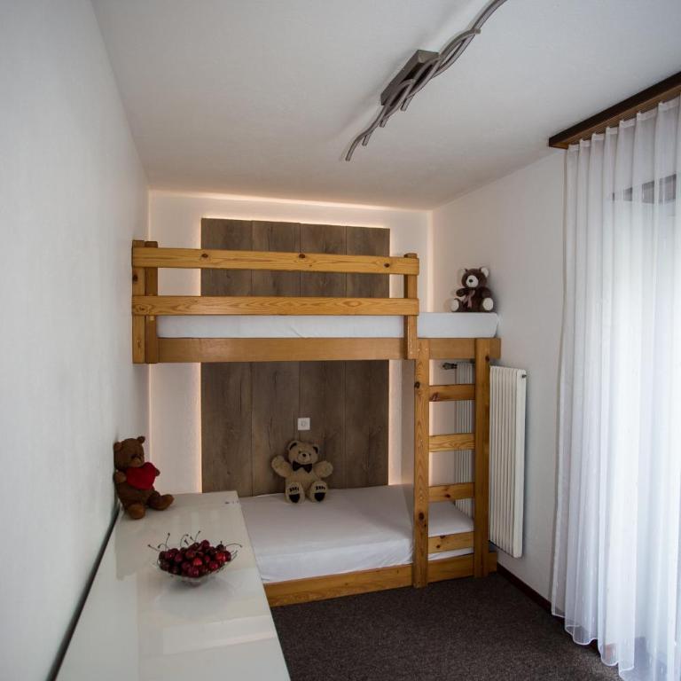 Hotel Eden - Familienzimmer (2 Erwachsene + 2 Kinder) - 4