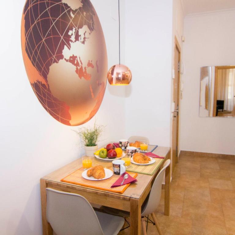 Living Valencia Apartments - Merced - One-Bedroom Apartment - 16