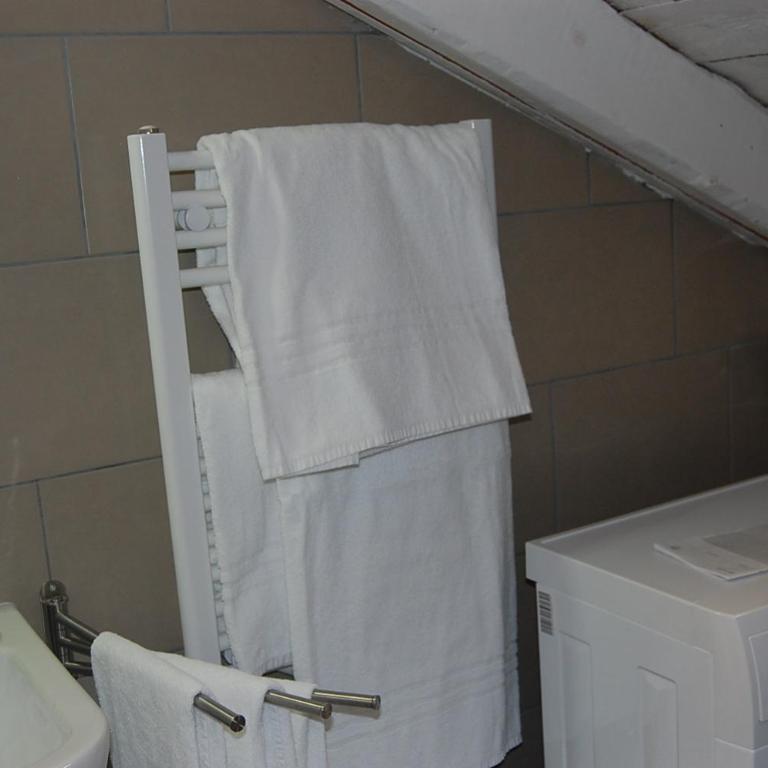 Appartamenti CORRIDONI - Appartamento con 2 Camere da Letto - 8