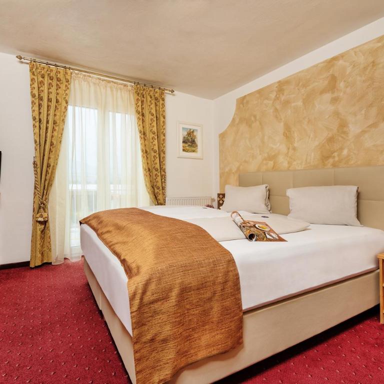Hotel-Pension Melcher - Doppelzimmer mit Seeblick - 7