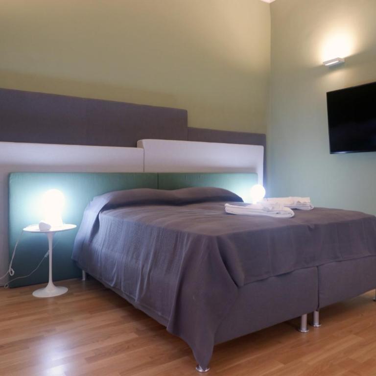 Magdahause - Large Double or Twin Room - 8