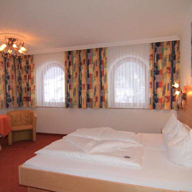 Hotel Garni Pradella - Doppelzimmer - 2