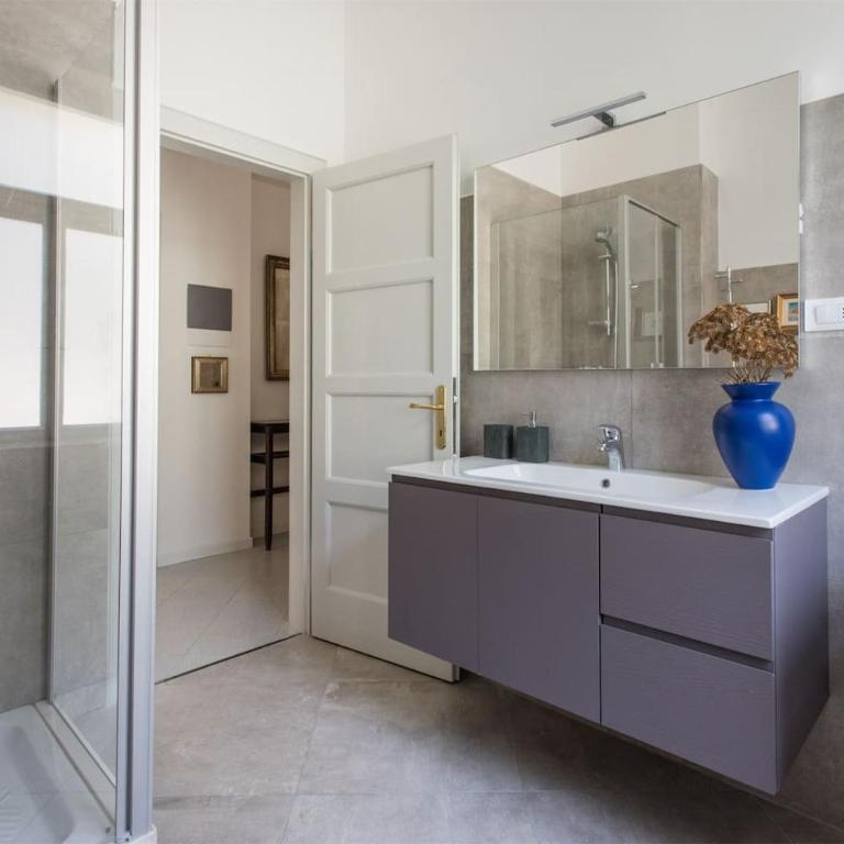 Casa Internazionale - Appartamento con 2 Camere da Letto - 31