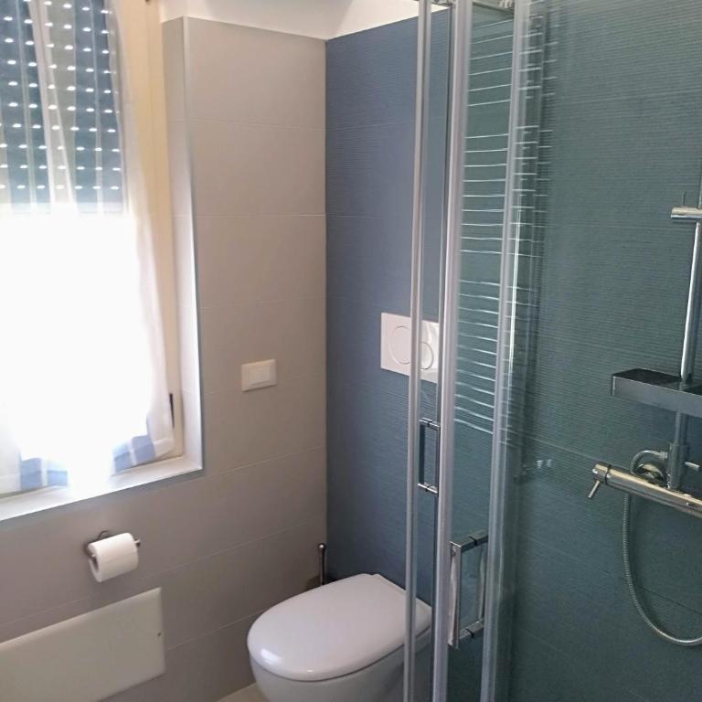 Tra cielo e mare - Camera Matrimoniale con Bagno Privato - 13