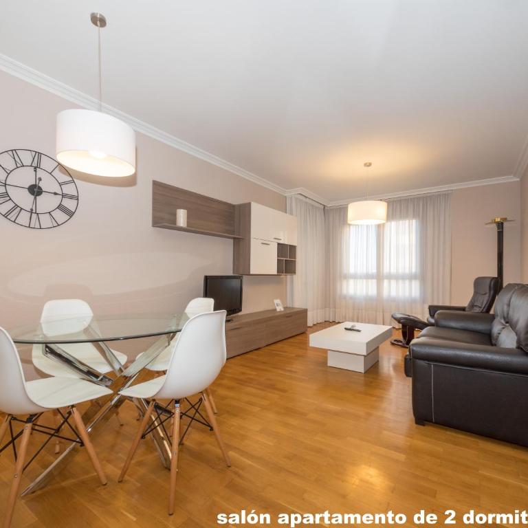 Gestión de Alojamientos Apartments - Two-Bedroom Apartment - 5