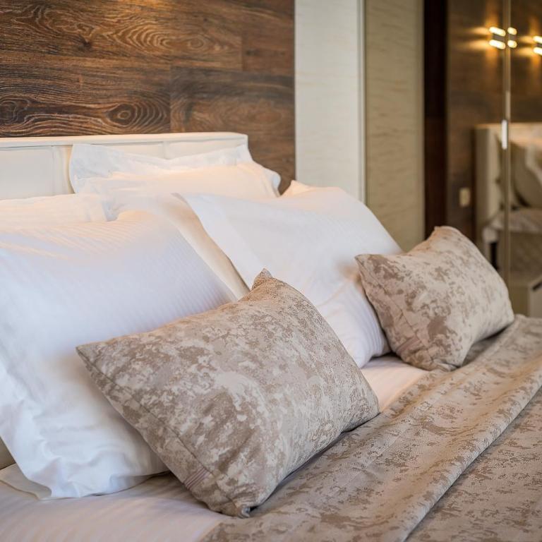 Santorini Apart - Deluxe Double Room - 3