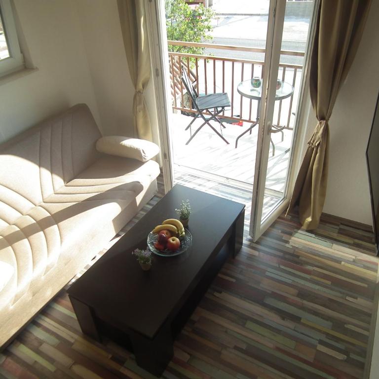 City View Apartment - Apartment with Balcony - 19