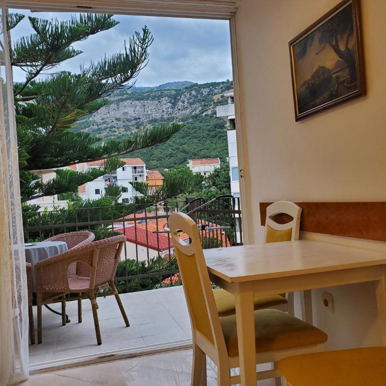 Egon Apartments - Apartman s 1 Spavaćom Sobom i Balkonom - 3