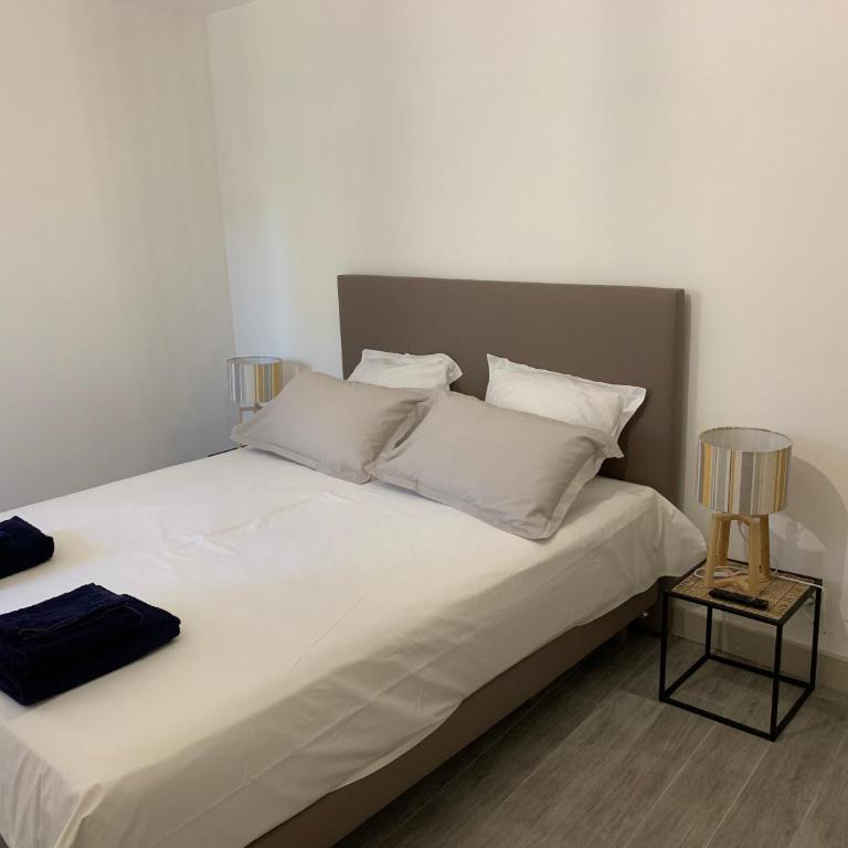 LES LAURIERS - Appartement - Vue sur Jardin - 8