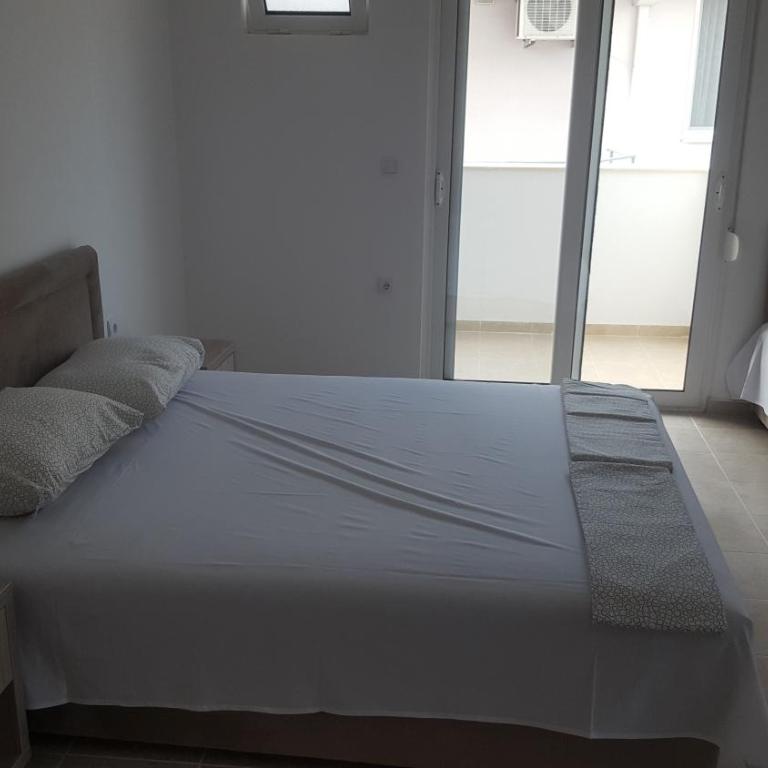 Ulcin Relax Apartments & Rooms - Standard Triple Room - 4