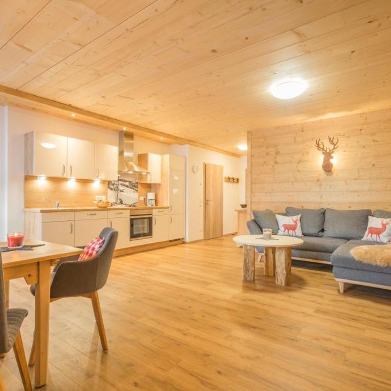 Landhaus Panorama - Apartment mit 1 Schlafzimmer und Balkon - 1