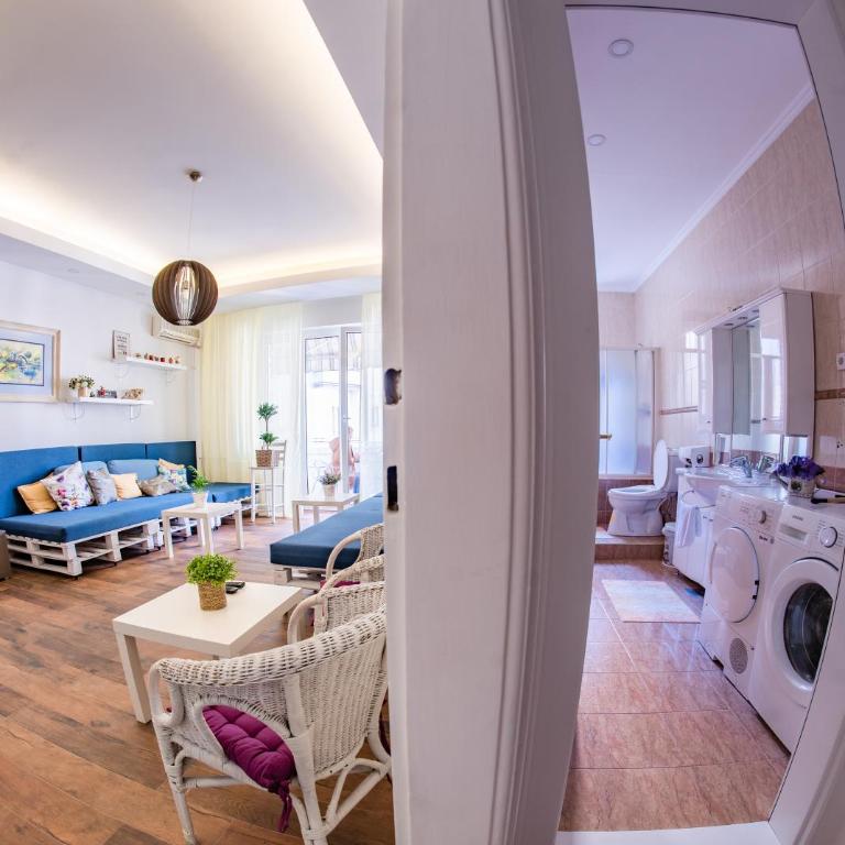 Central 4 Bedroom 154m2 Apartment with terrace - Appartement 4 Chambres avec Balcon - 8