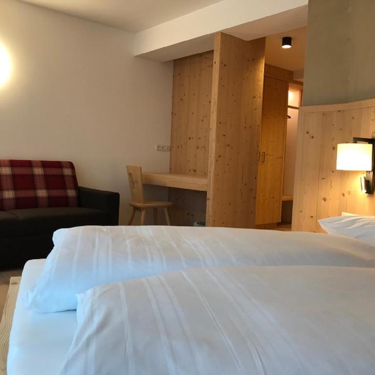 Hotel Schoenblick - Superior Doppelzimmer mit Balkon - 2