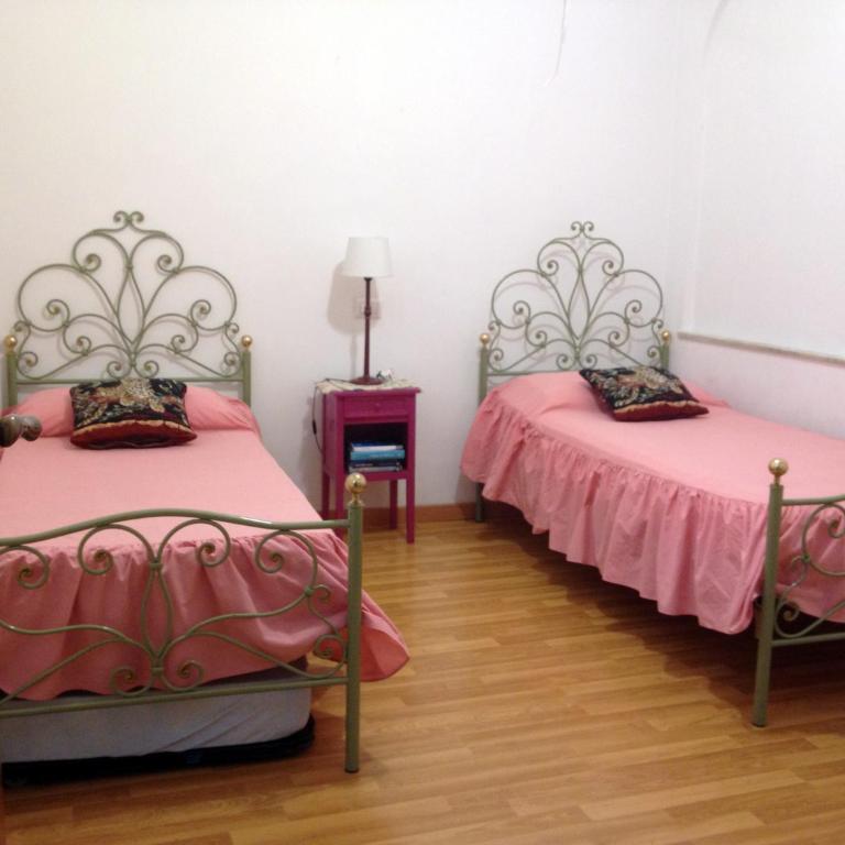 Mavi's bedrooms - Camera Doppia con Letti Singoli - 6